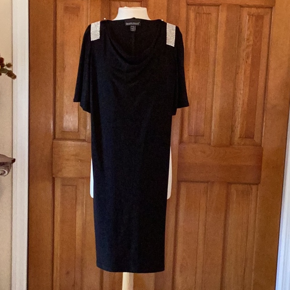 Ladies USA Sz. 8 Black Slip On Dress. Label Frank Lyman Design. Made In Canada.
